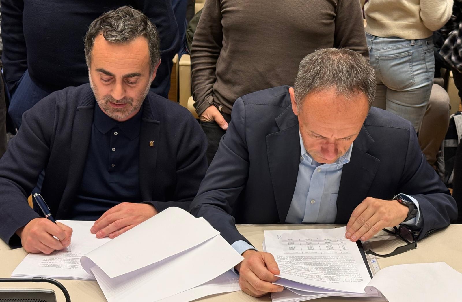25_11_22-firma